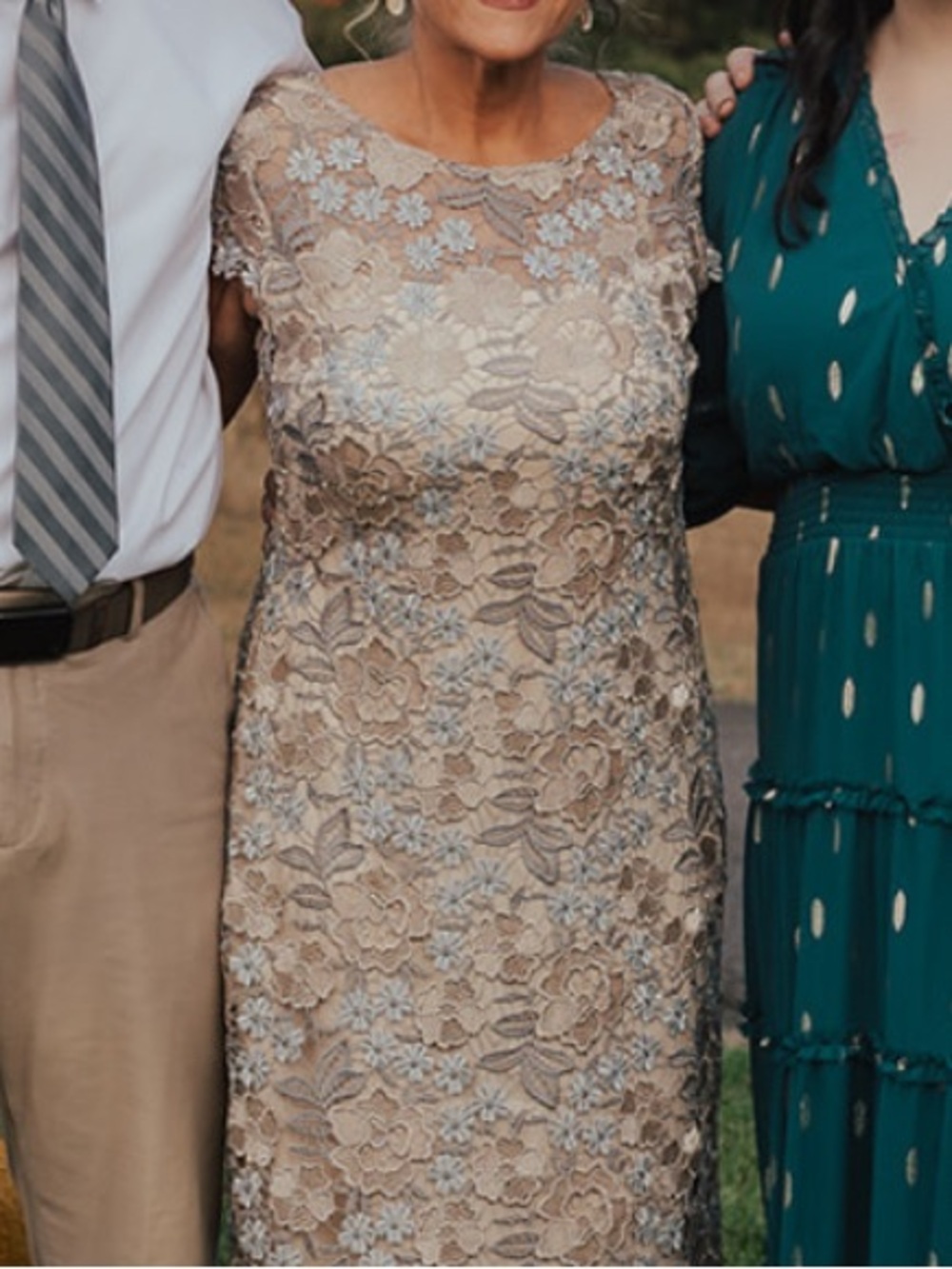 Xscape Beige Lace Floral Evening Dress - Picture 4 of 4